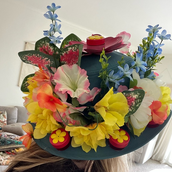 HUMMER HAT for hummingbird lovers! - Picture 5 of 5